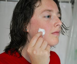  Easy Way To Stop Bruising On Face With Mouthwash