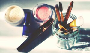 makeup brushes in a jar - How To Reduce